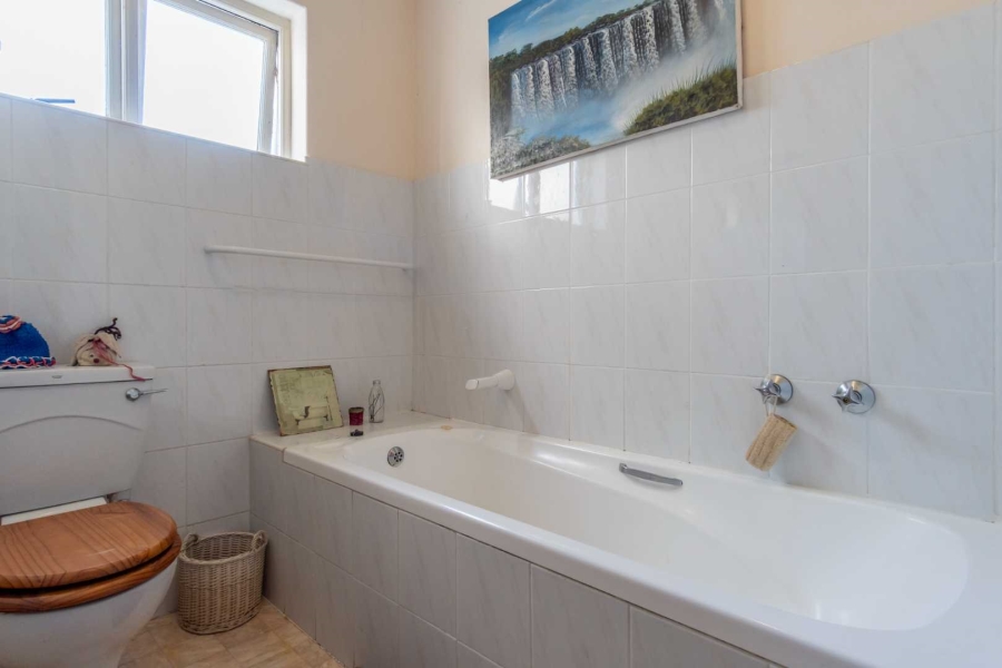 2 Bedroom Property for Sale in Scott Estate Western Cape